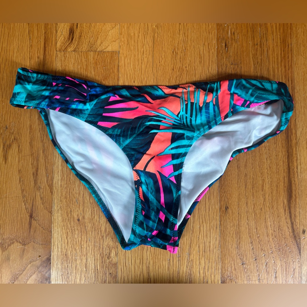 VS PINK BIKINI BOTTOM